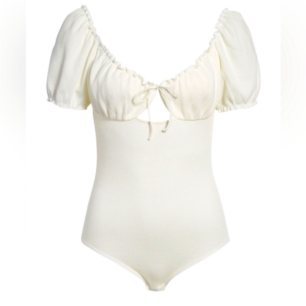 Topshop cutout puff sleeve bodysuit, white with sweetheart neck, XS